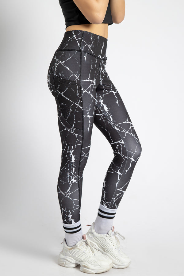 Wide Band Waist Sports Leggings With Phone Pocket